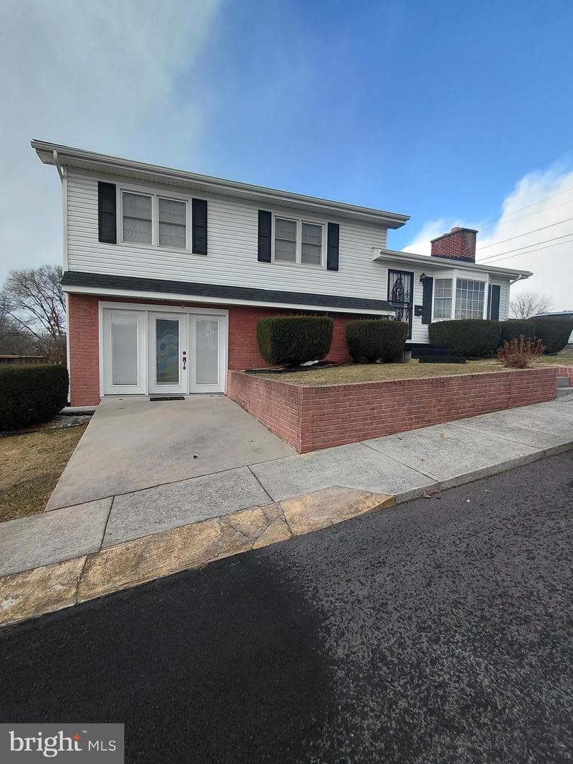 112 Grant Street photo 2