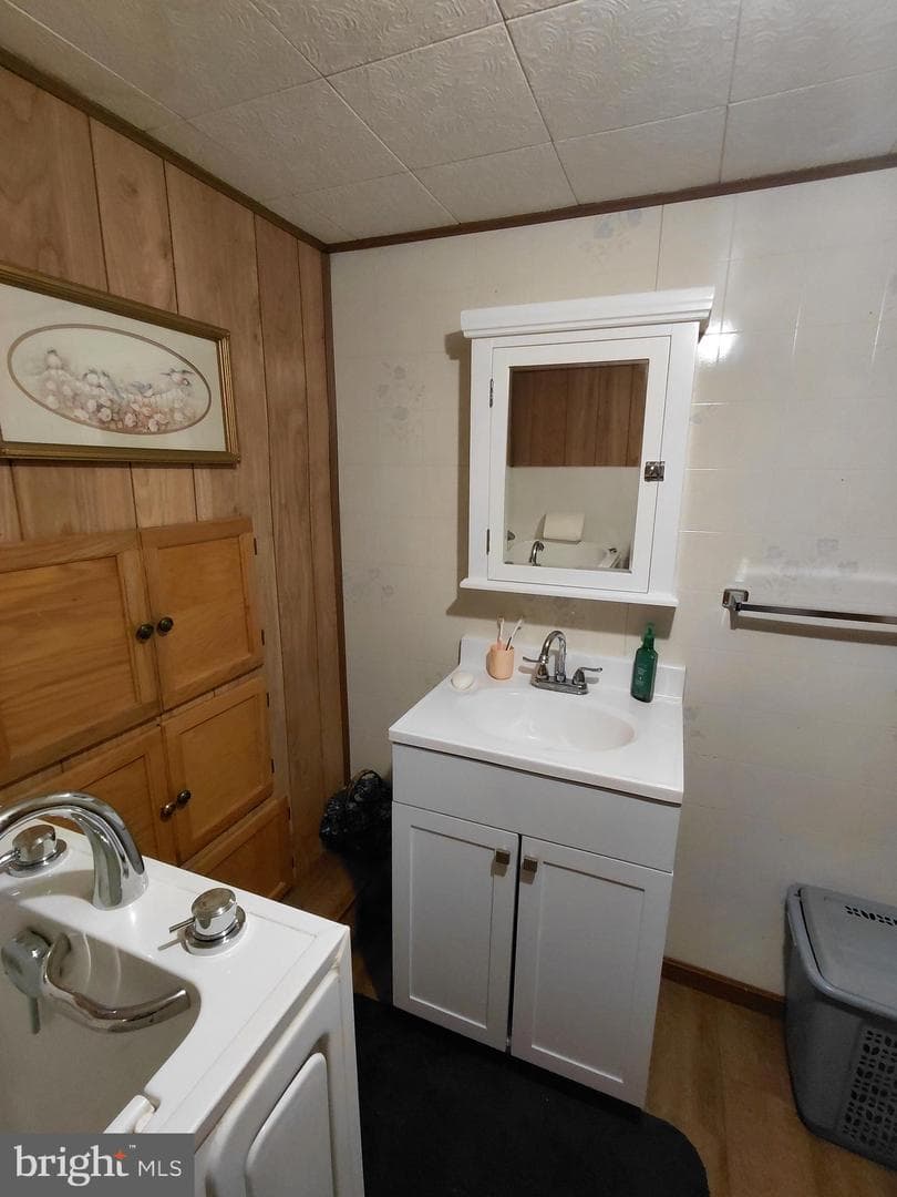 112 Grant Street photo 44
