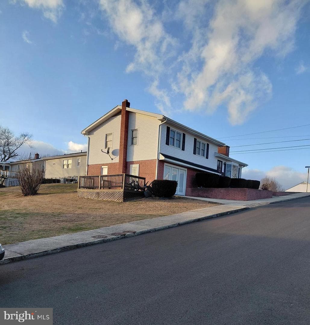 112 Grant Street photo 6