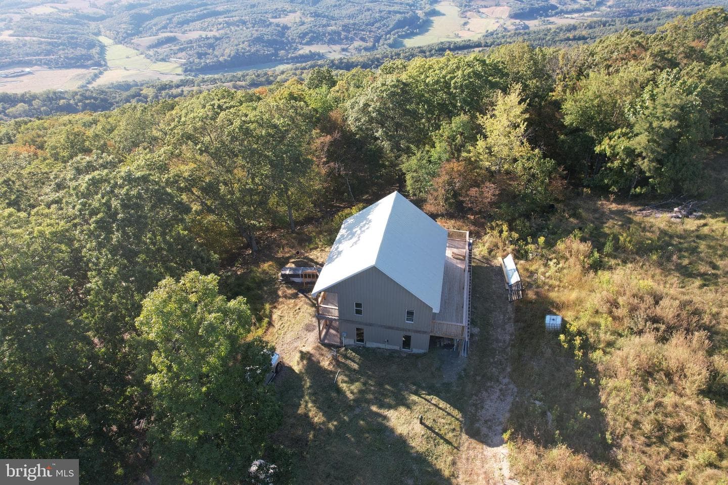 523 Glory Ridge Dr photo 7