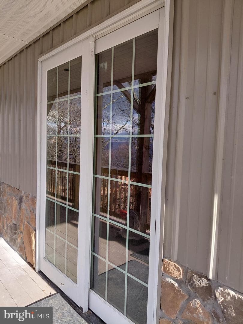 523 Glory Ridge Dr photo 8