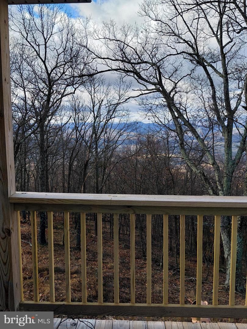 523 Glory Ridge Dr photo 9