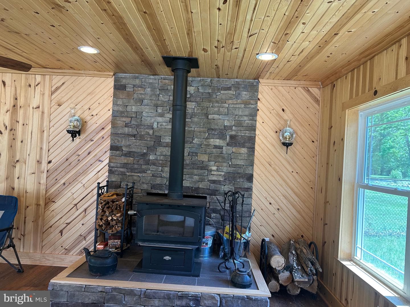107 Trout Lane photo 23