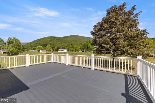 107 Trout Lane photo 35