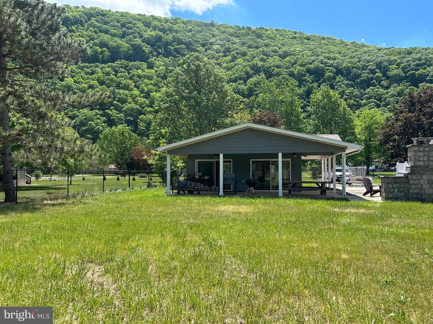107 Trout Lane photo 38