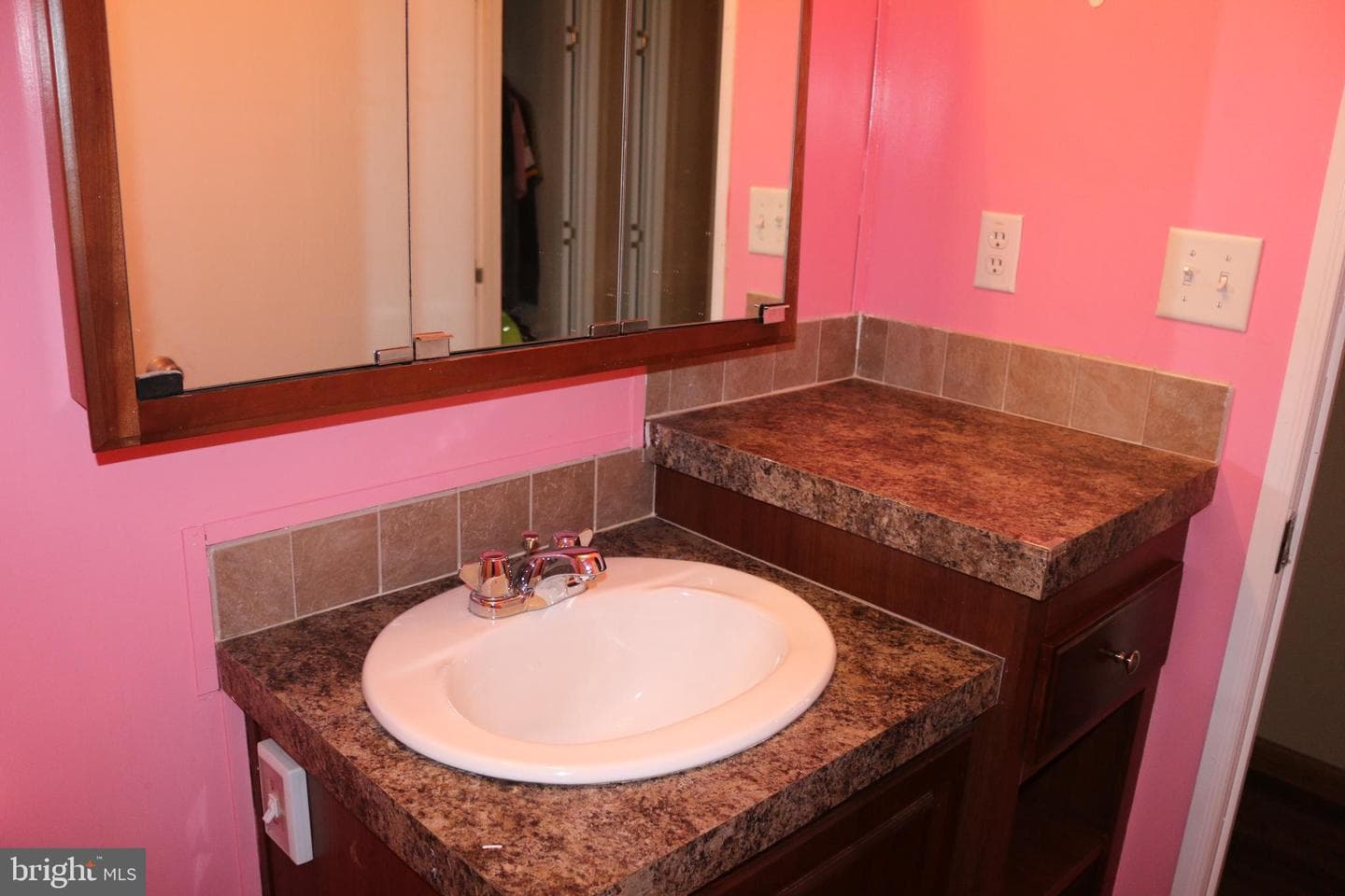 409 Sky Valley Drive photo 31
