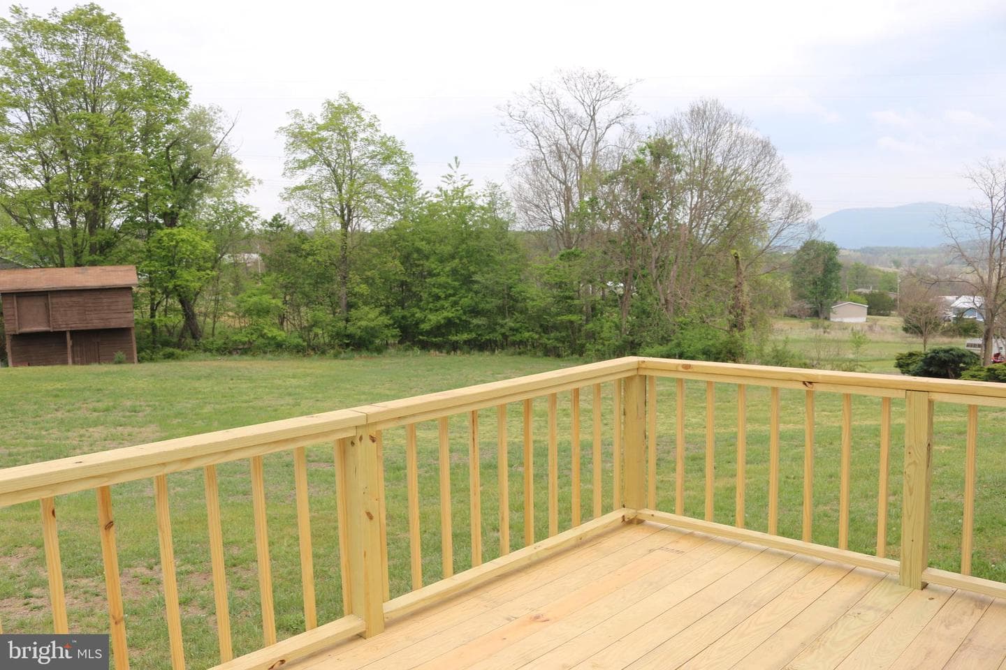 409 Sky Valley Drive photo 5
