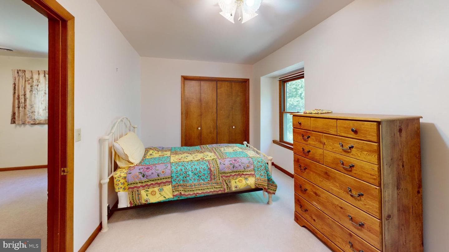 500 Maryvale Lane photo 48