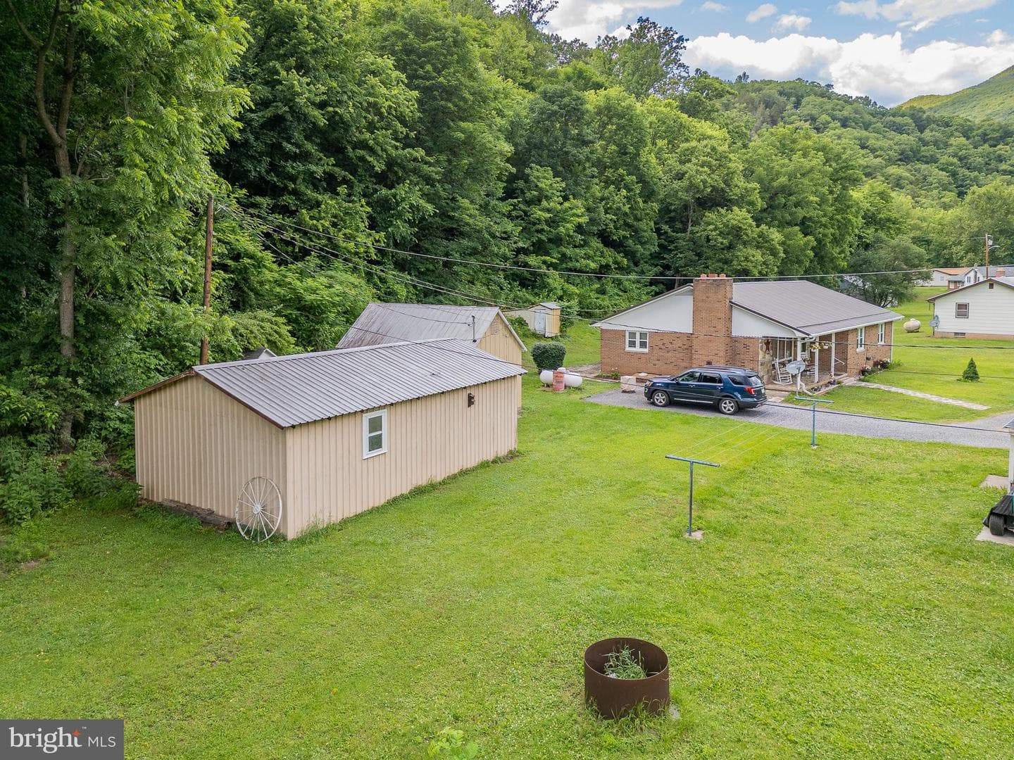 8462 N Fork Highway photo 14