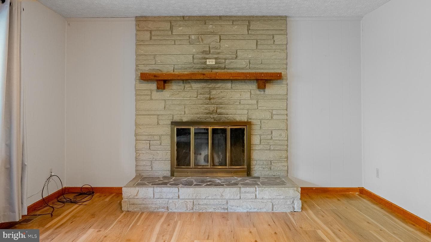 8462 N Fork Highway photo 26
