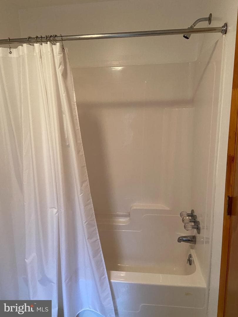 122 Pleasant Valley Drive photo 24