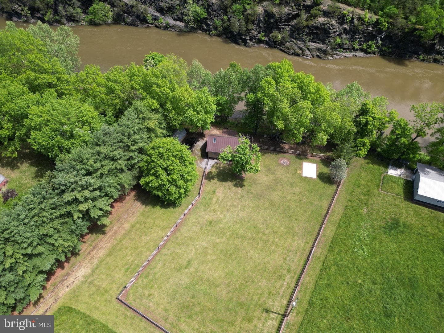 1074 Silver River Acres Road photo 11