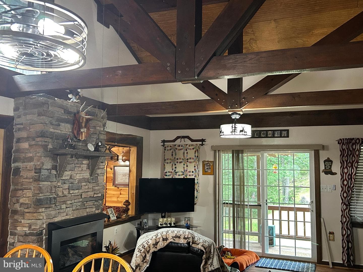 555 Yellow Pine Drive photo 24