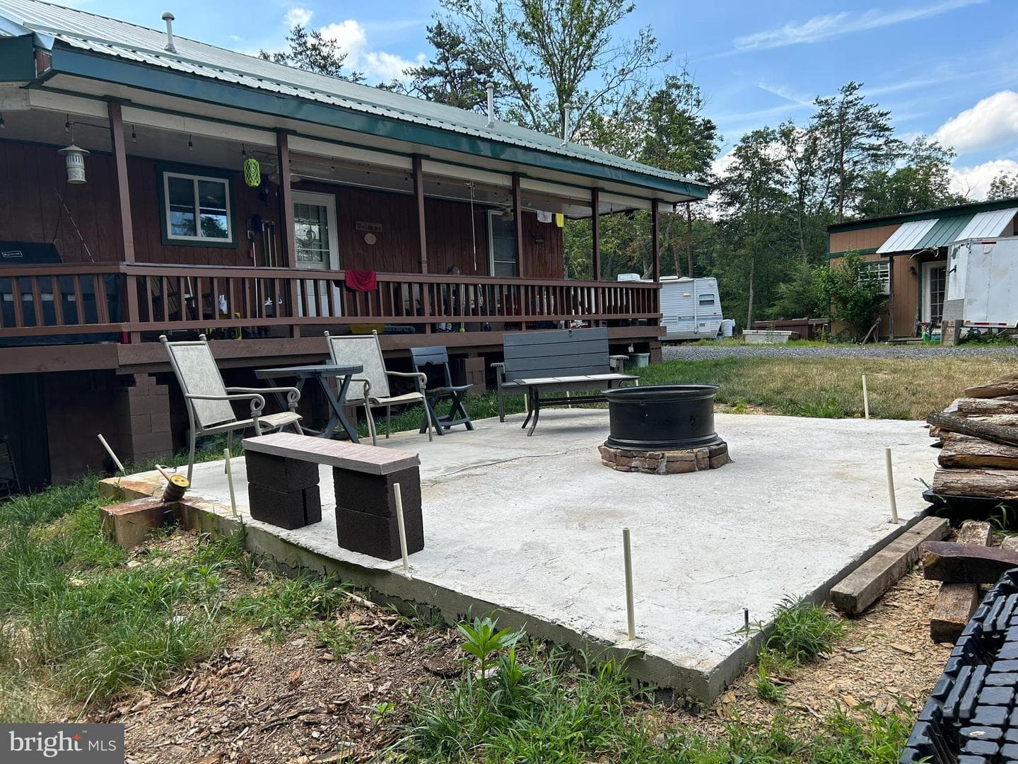 555 Yellow Pine Drive photo 6