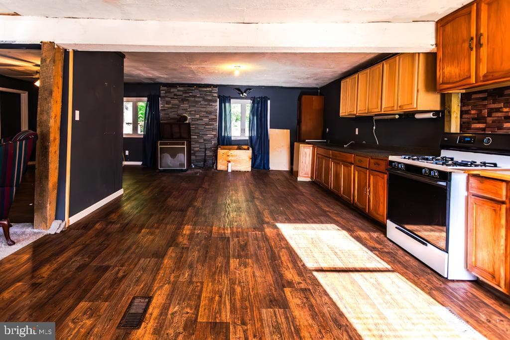 2152 Walnut Bottom Road photo 107