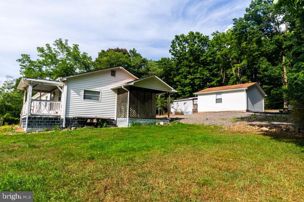 2152 Walnut Bottom Road photo 16