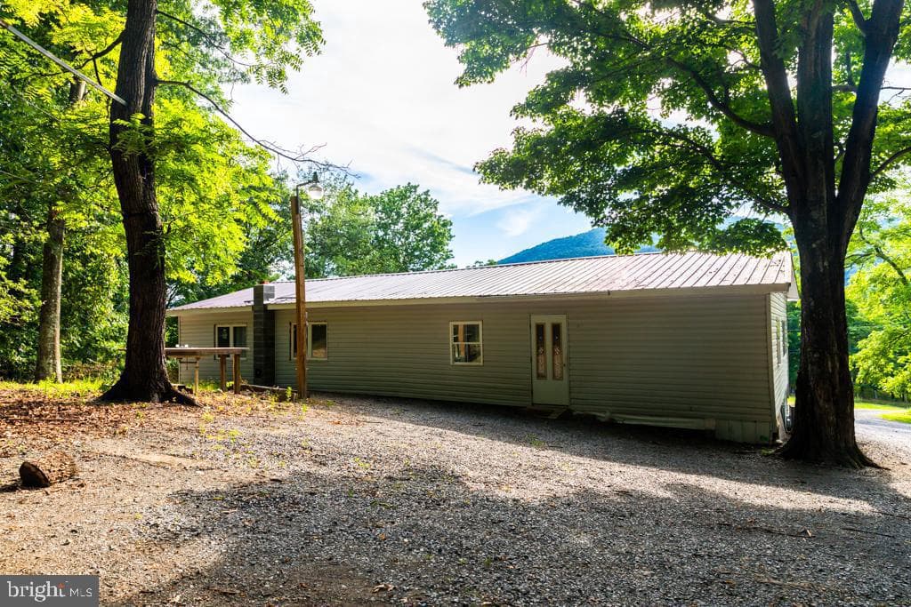2152 Walnut Bottom Road photo 53