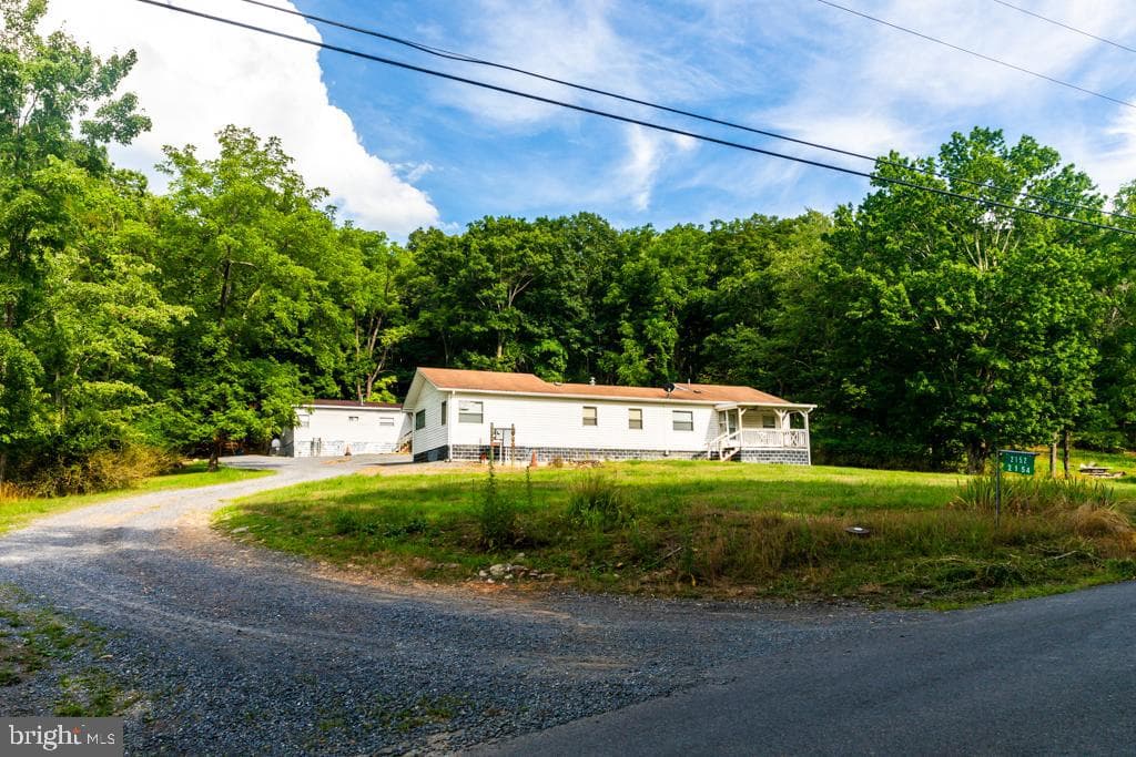 2152 Walnut Bottom Road photo 9