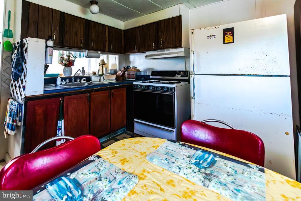 2152 Walnut Bottom Road photo 95