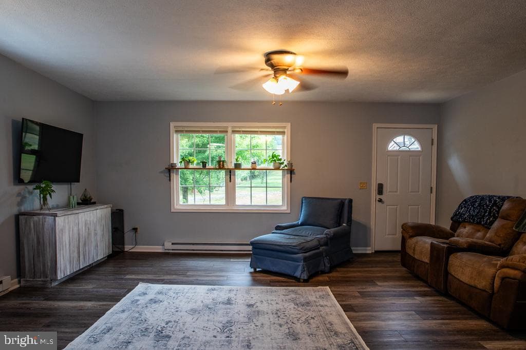 49 See Lane photo 17