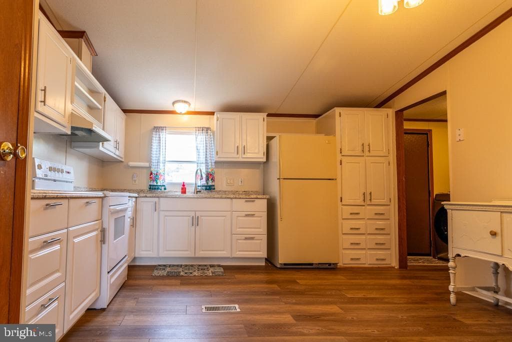 101 Raines Street photo 11