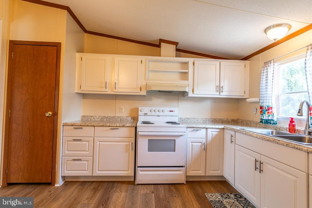 101 Raines Street photo 13