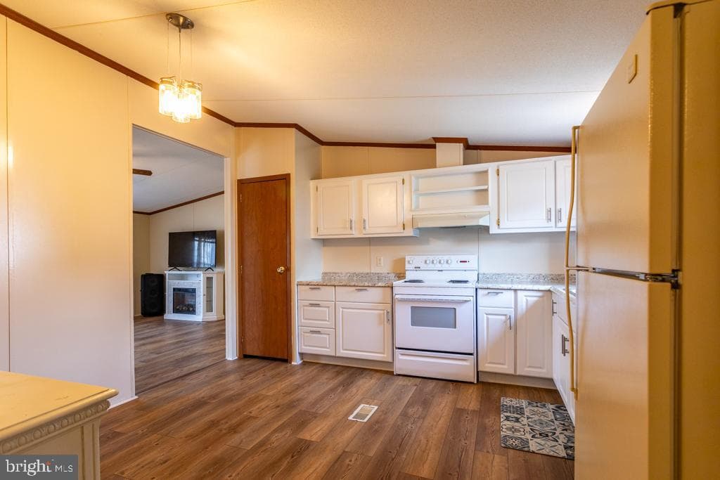 101 Raines Street photo 14