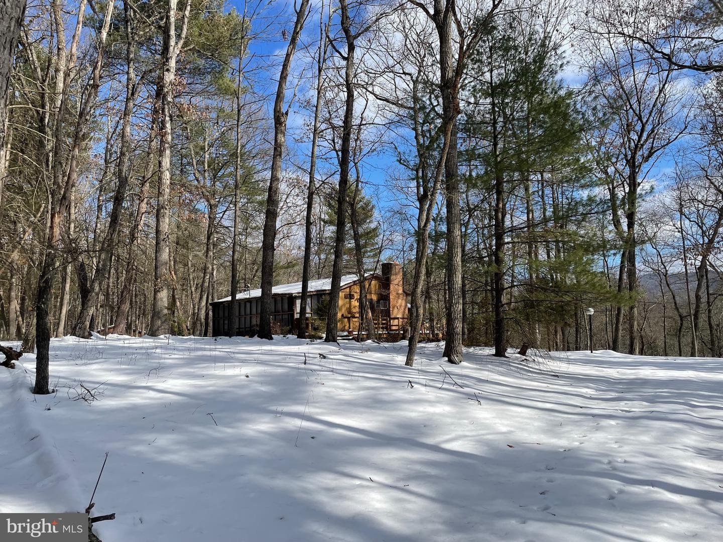 633 Snyders Ridge Road photo 2
