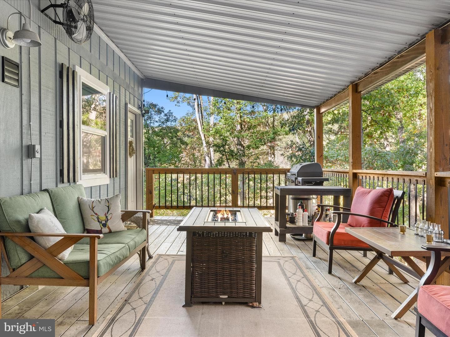 15 Meadow View Dr photo 21