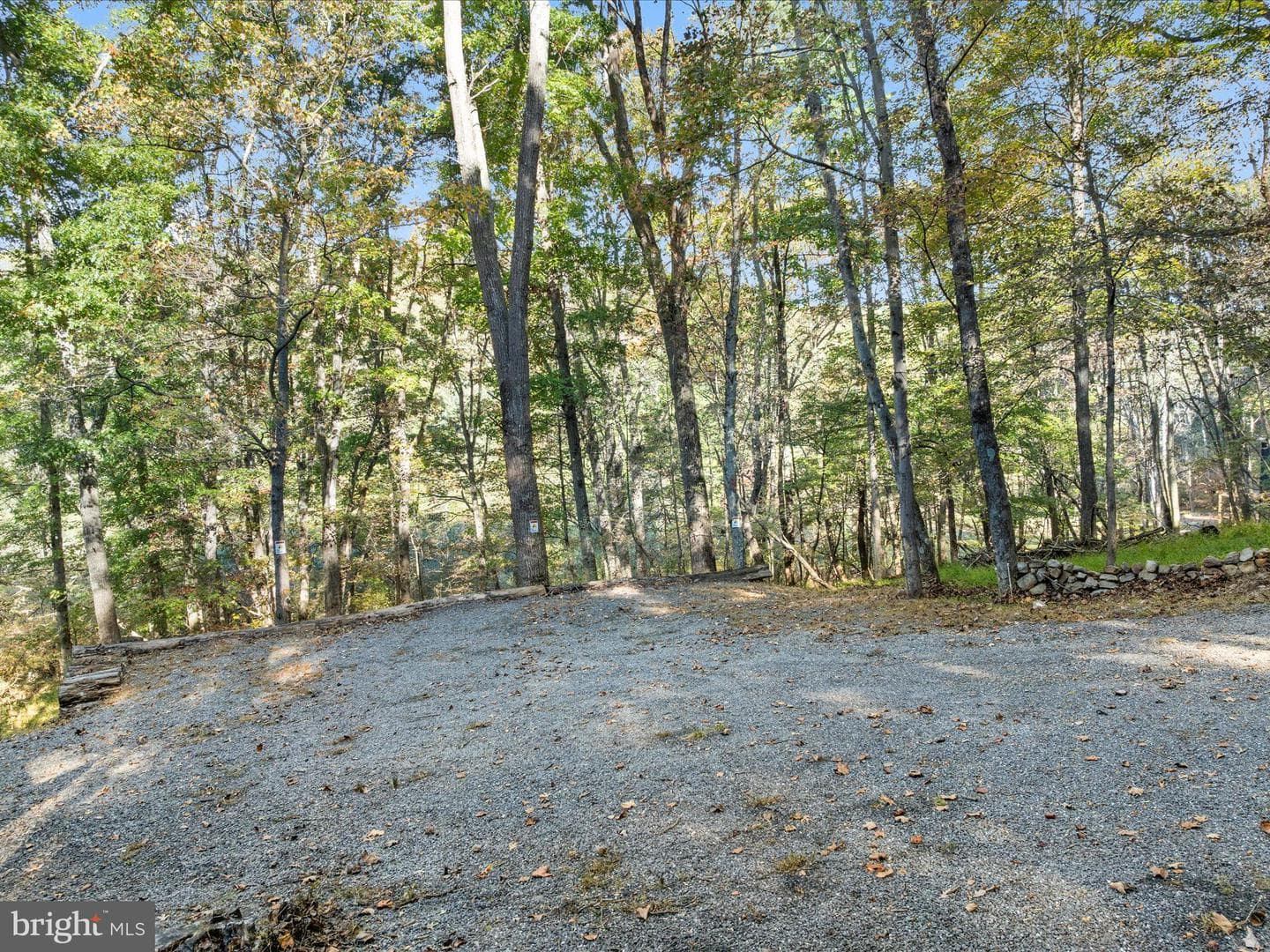 15 Meadow View Dr photo 31