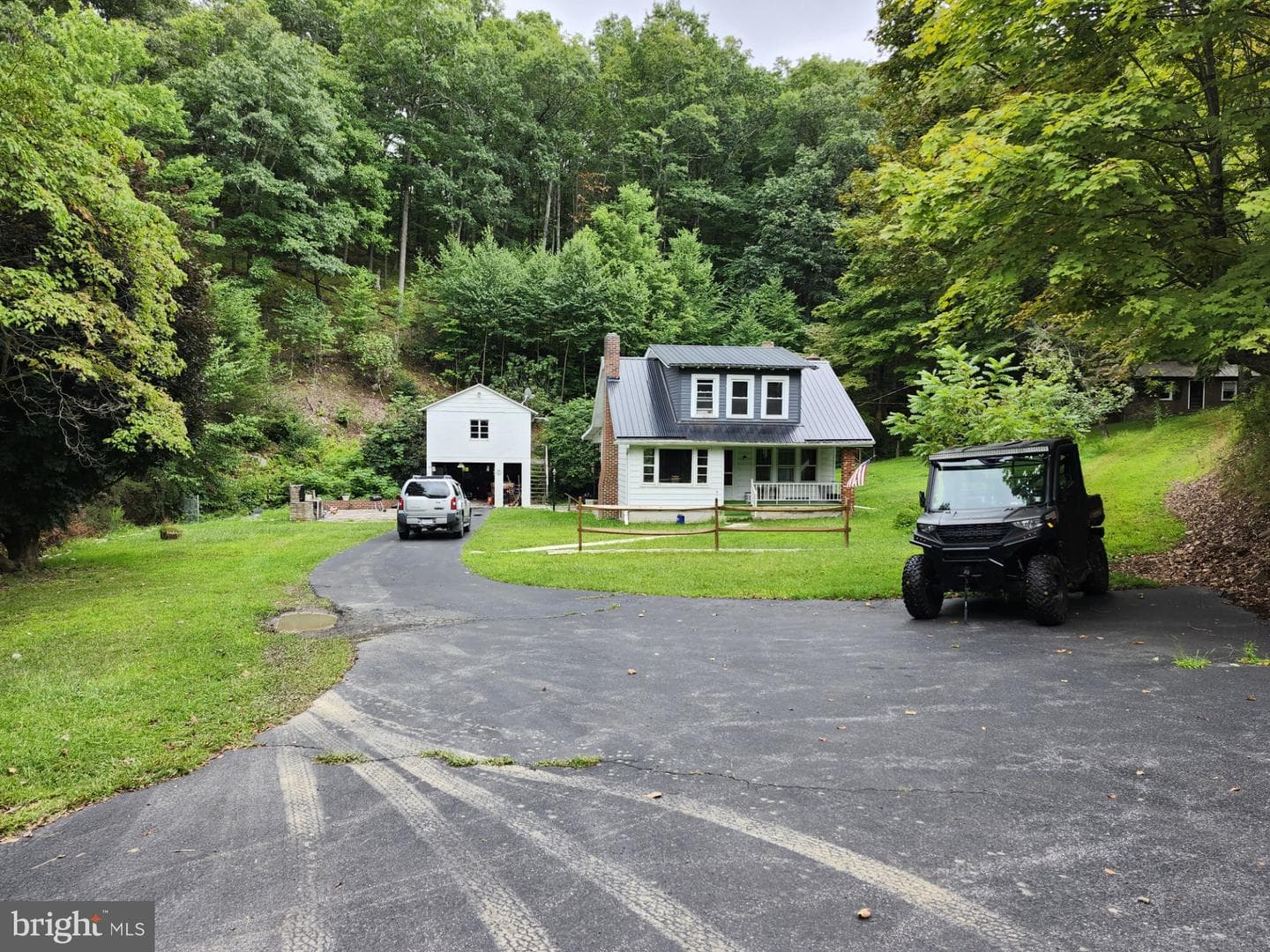 6836 State Road 55 photo 2