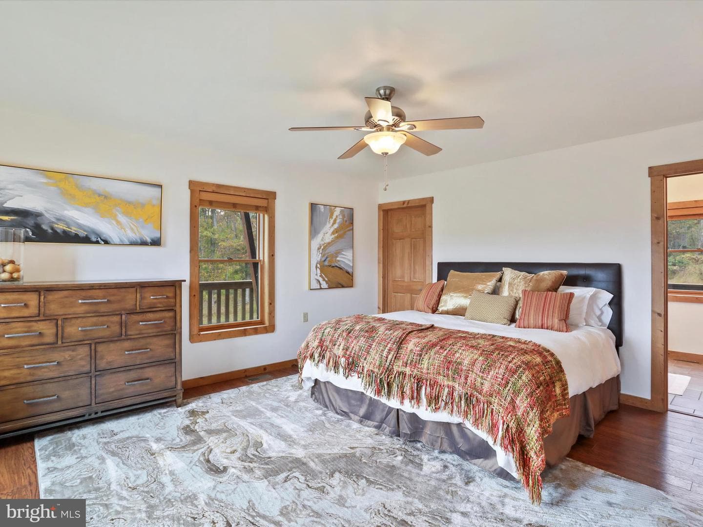 679 Falcon Road photo 24