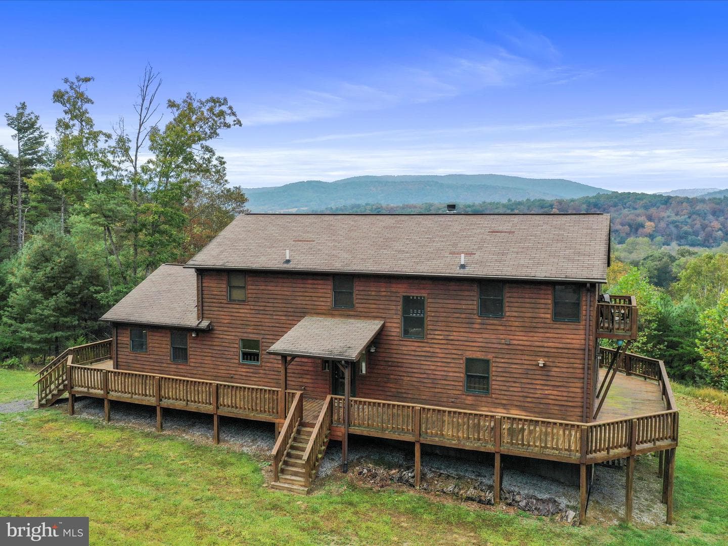679 Falcon Road photo 45
