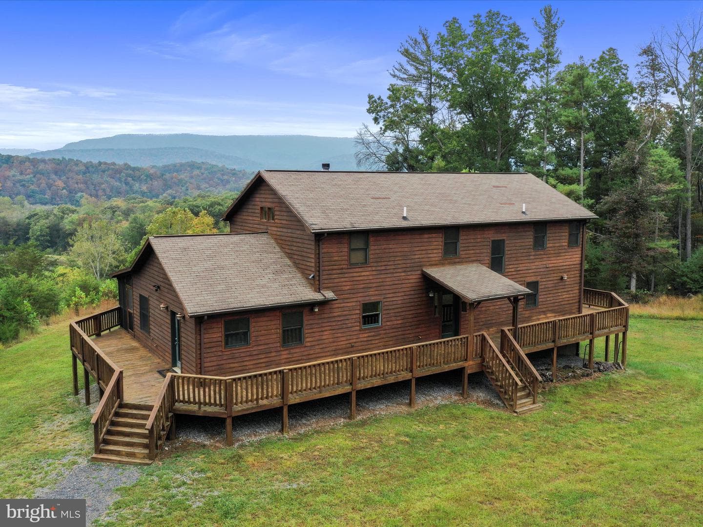 679 Falcon Road photo 47