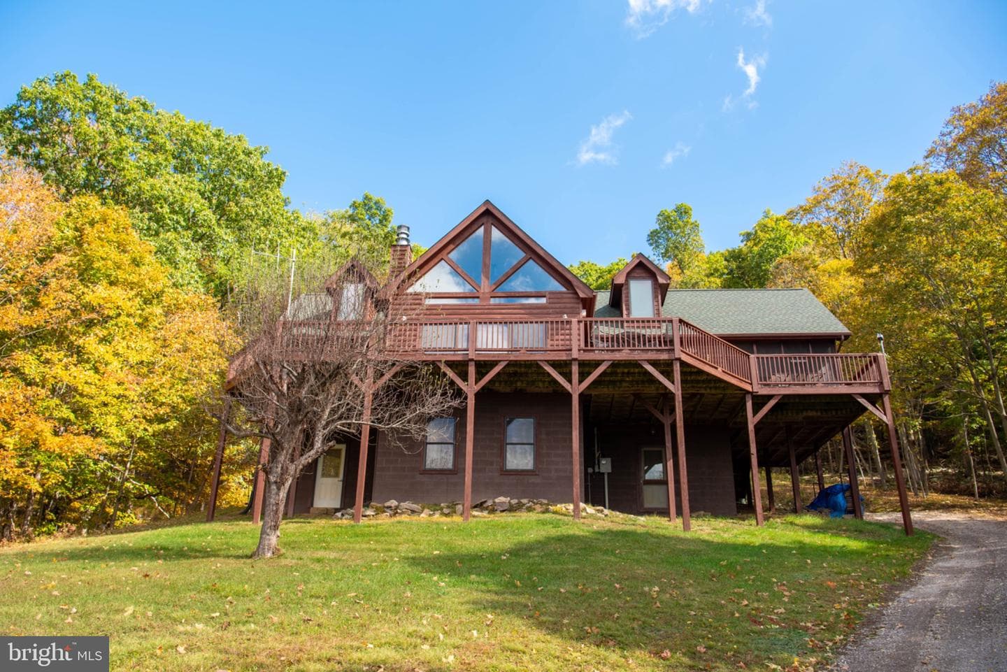 718 Black Bear Lane photo 1