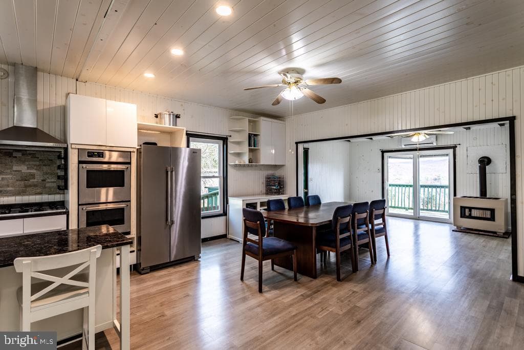 408 Hawks Nest Drive photo 3