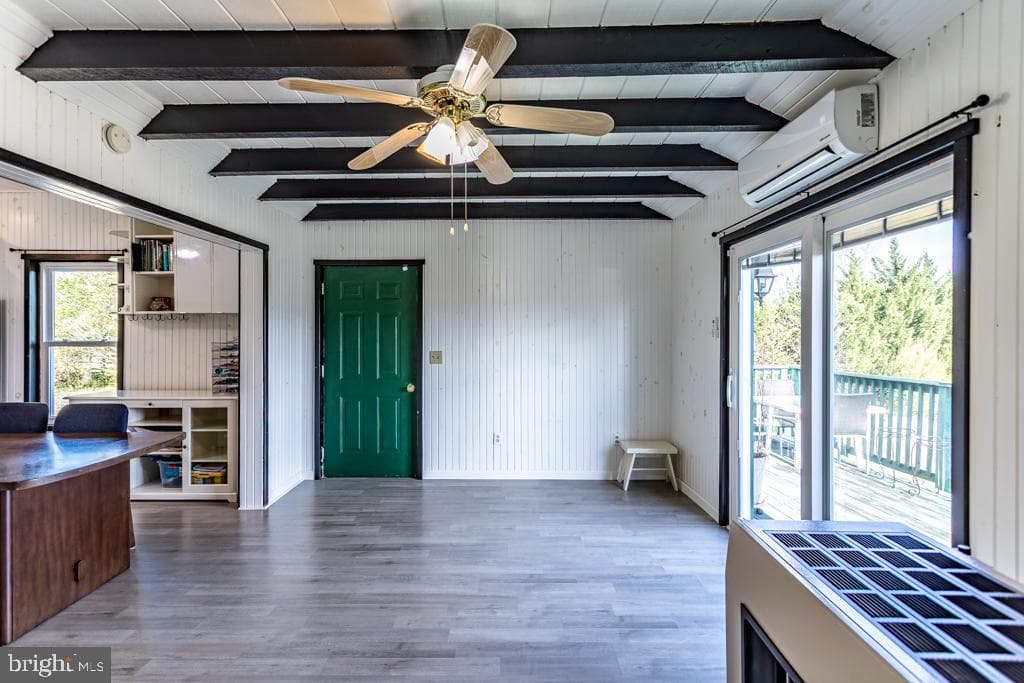 408 Hawks Nest Drive photo 4