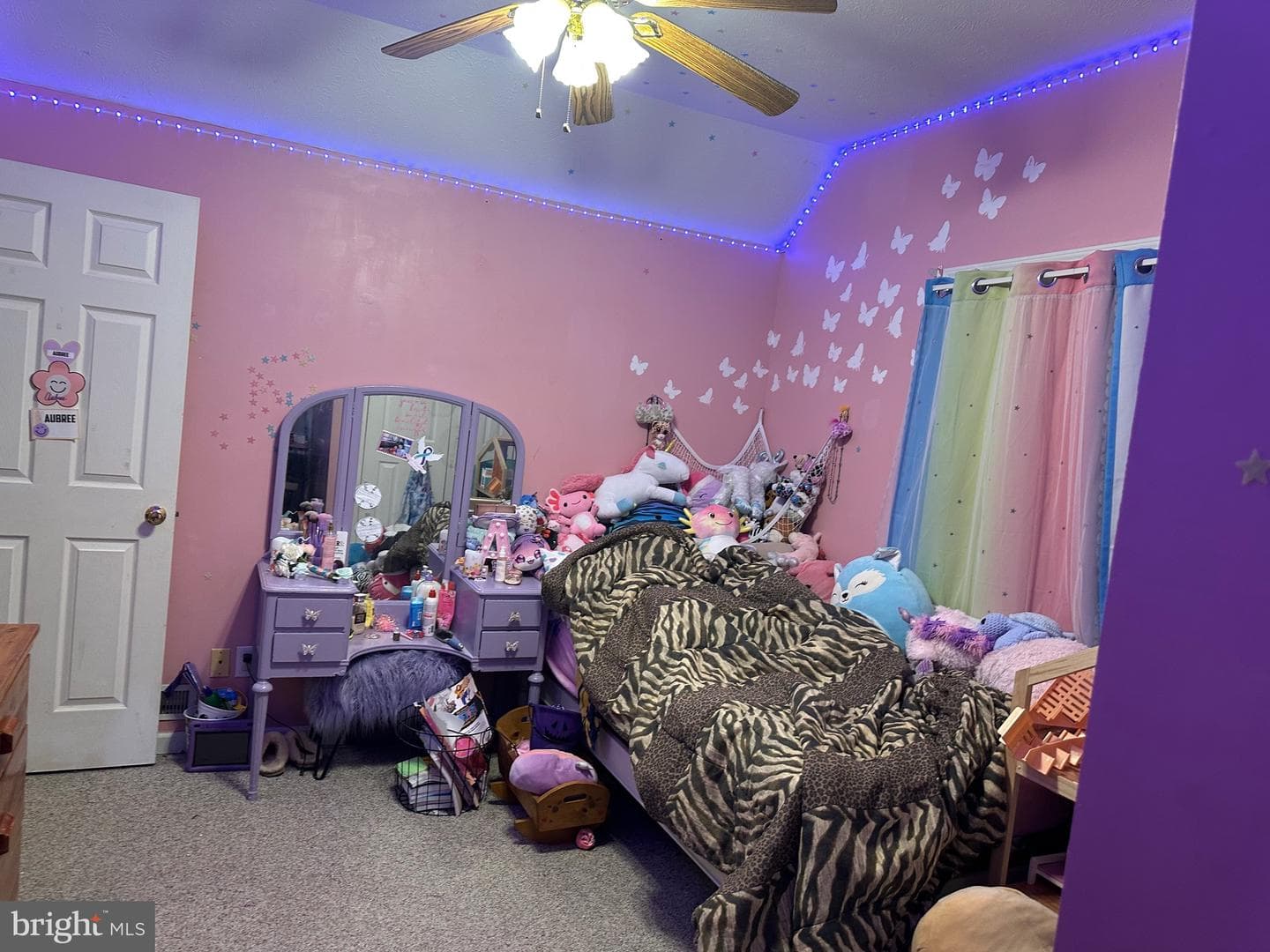 48 Hiser photo 3
