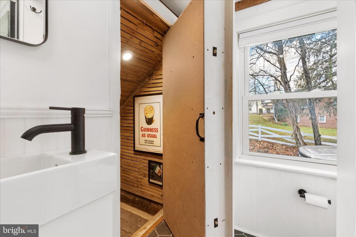 130 Carpenters Avenue photo 39