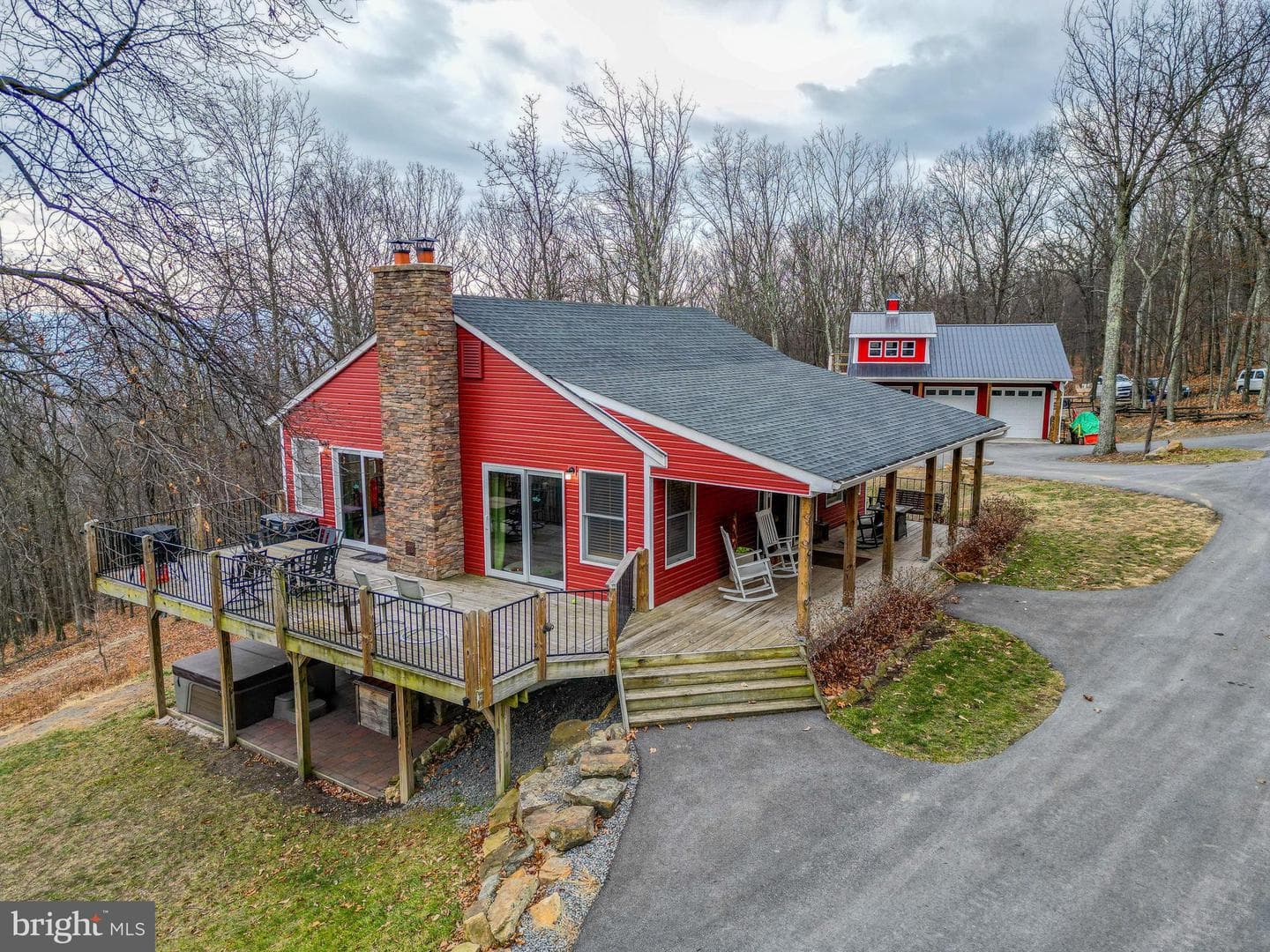 5268 Hutter Road photo 1