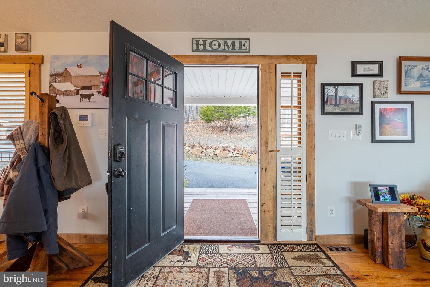 5268 Hutter Road photo 11