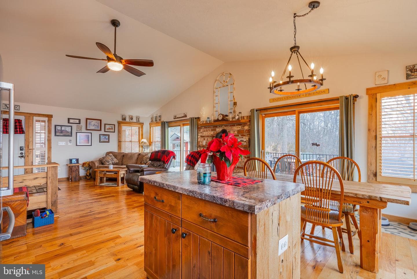 5268 Hutter Road photo 22