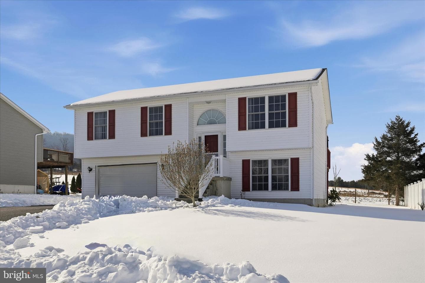 109 Mulberry Lane photo 3