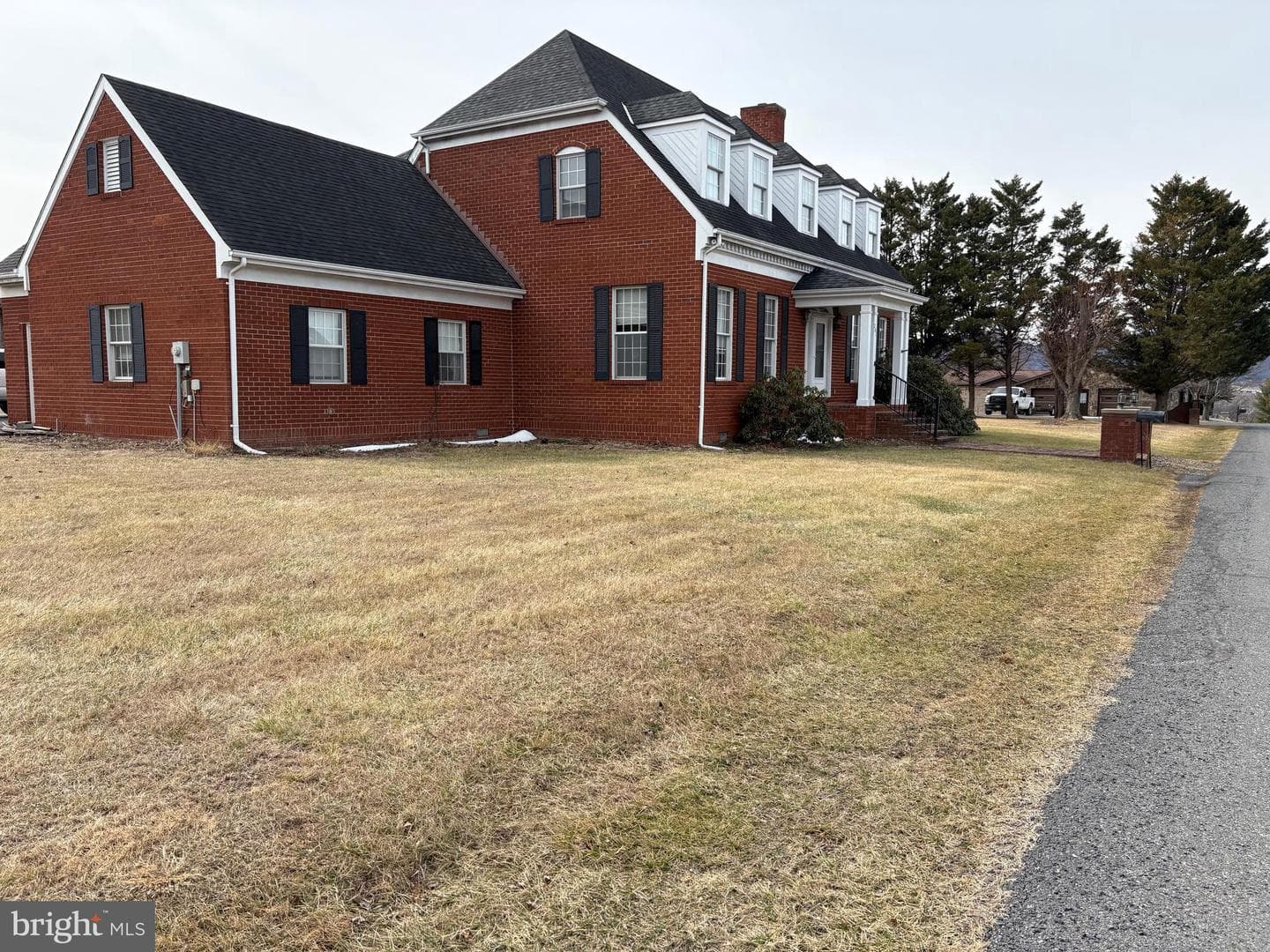 201 Hope Mountain Drive photo 3