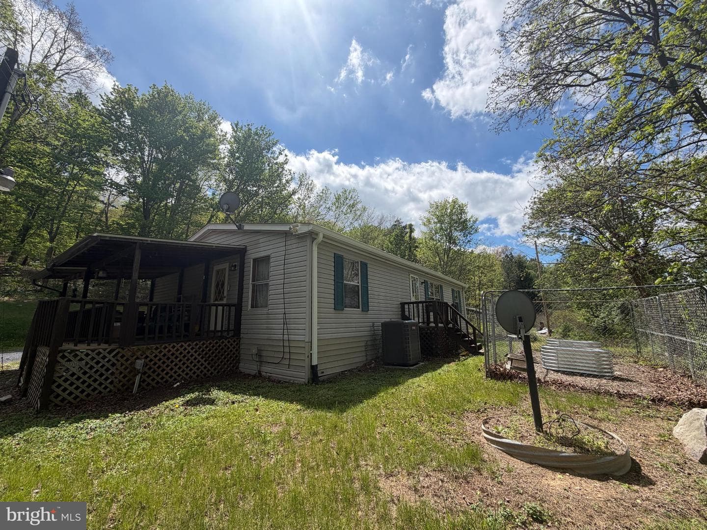 216 Walnut Drive photo 2