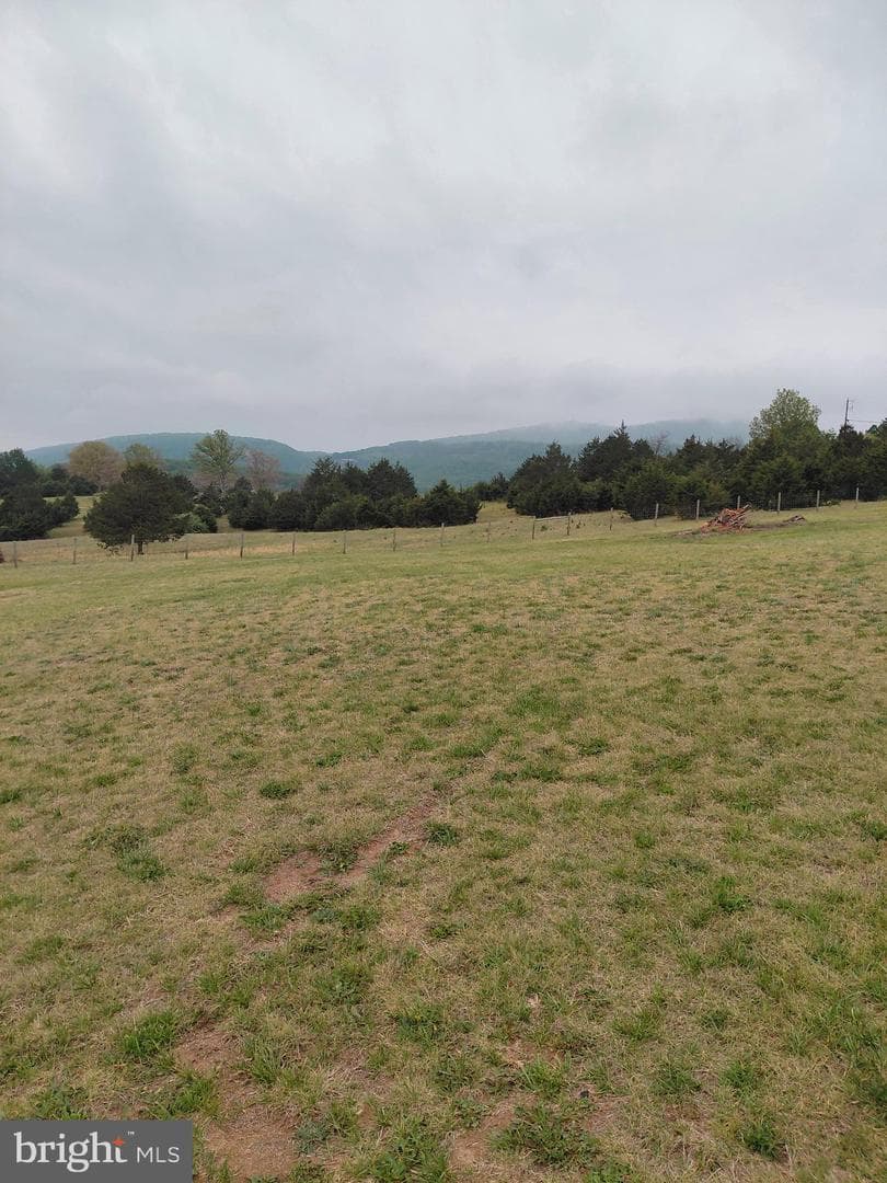 1085 Frosty Hollow Road photo 20