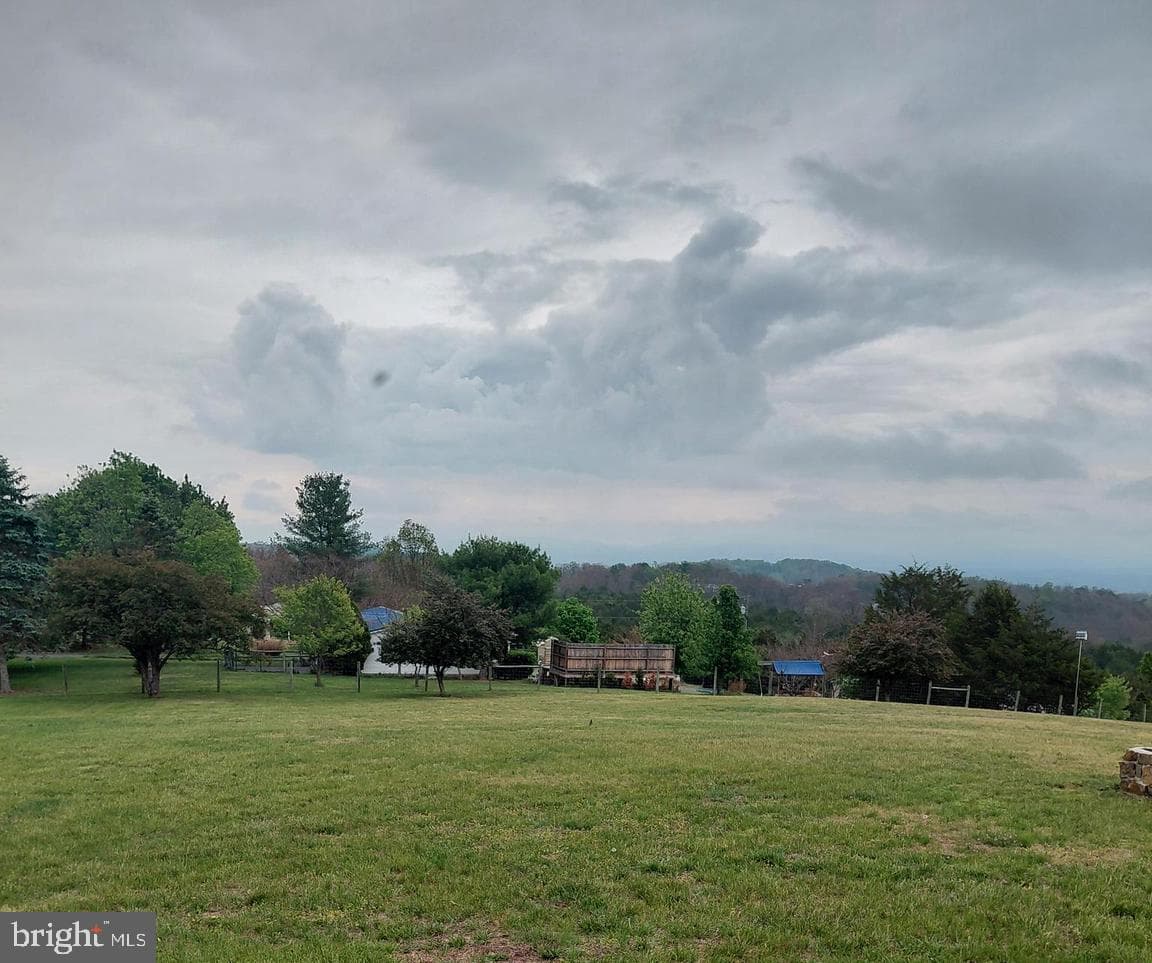 1085 Frosty Hollow Road photo 22