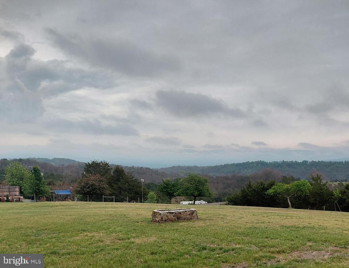 1085 Frosty Hollow Road photo 23
