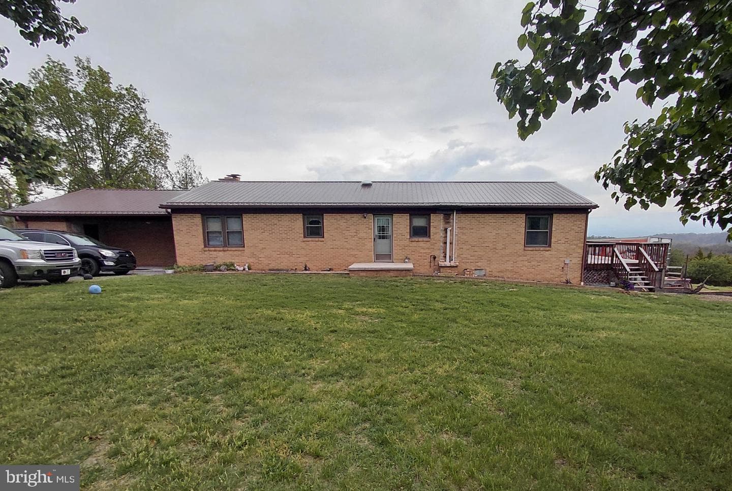 1085 Frosty Hollow Road photo 3