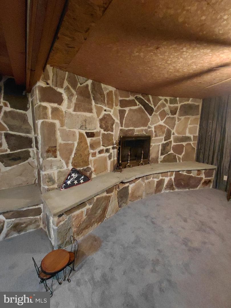 1085 Frosty Hollow Road photo 58